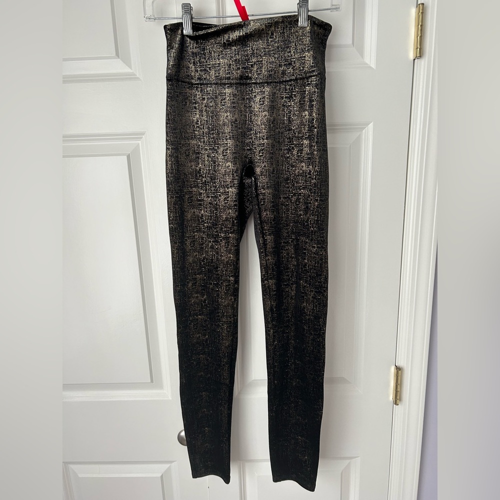 SPANX black velvet gold metallic legging - LIKE NEW!